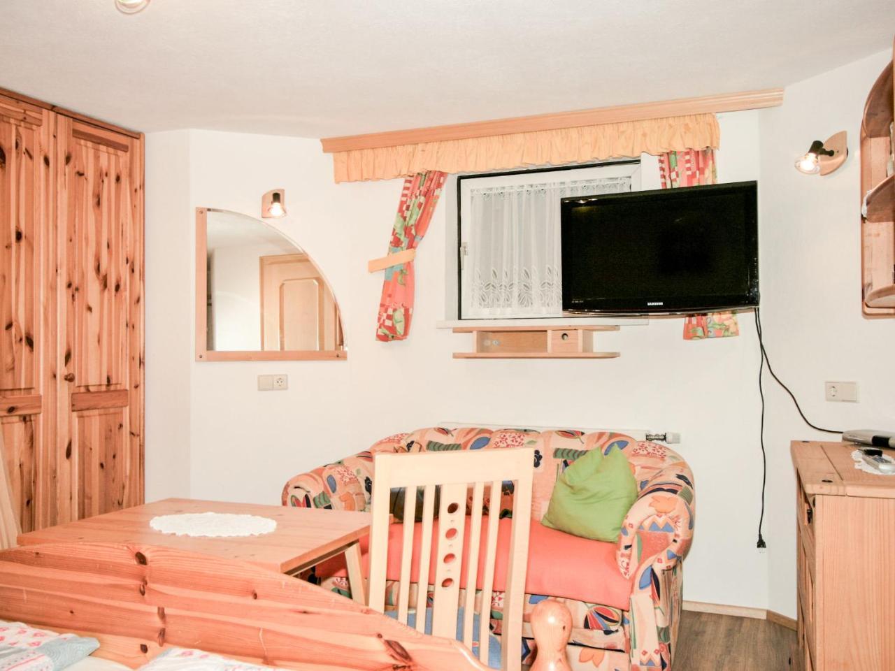 Apartment Poldi By Interhome ハウス・イム・エンスタール エクステリア 写真